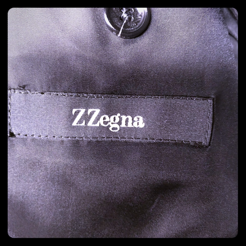 Men’s Zegna Suit 40/50
